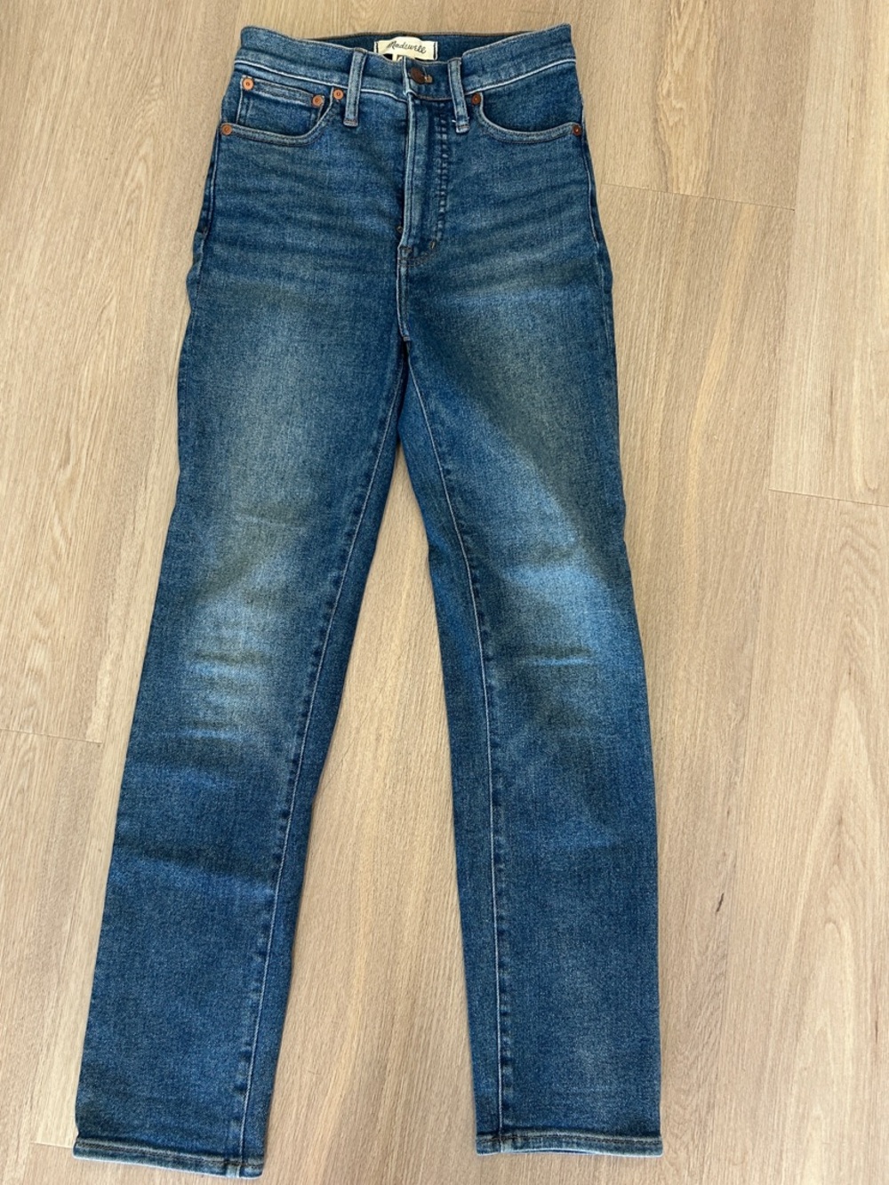 Madewell Straight Leg Jeans in Dark Blue Wash